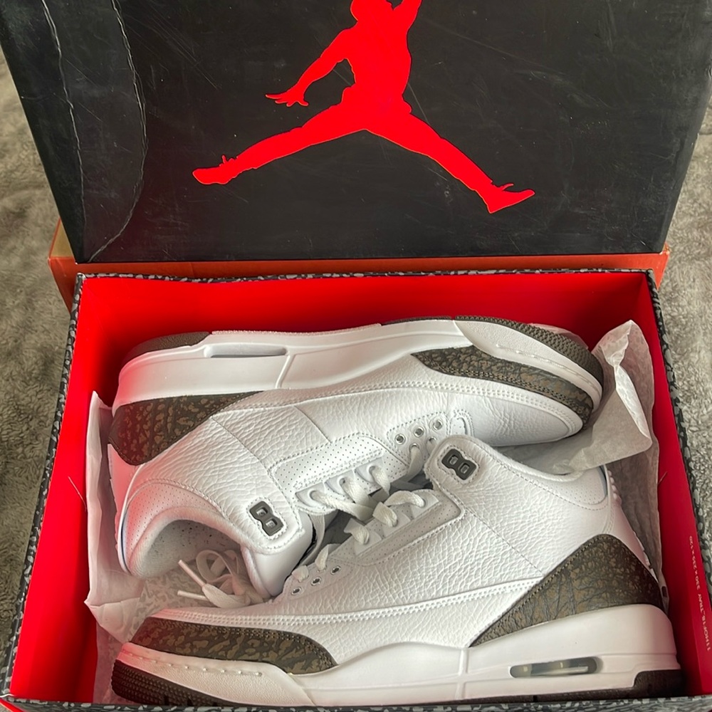 Air Jordan 3 Retro Mocha